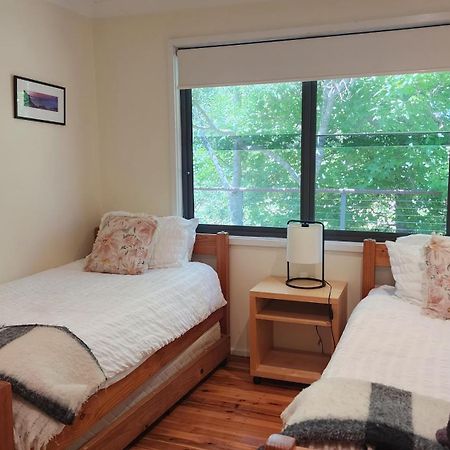 Narrow Neck Views - Peaceful 4 Bedroom Home With Stunning Views! Katoomba Bagian luar foto