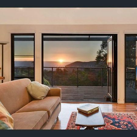 Narrow Neck Views - Peaceful 4 Bedroom Home With Stunning Views! Katoomba Bagian luar foto
