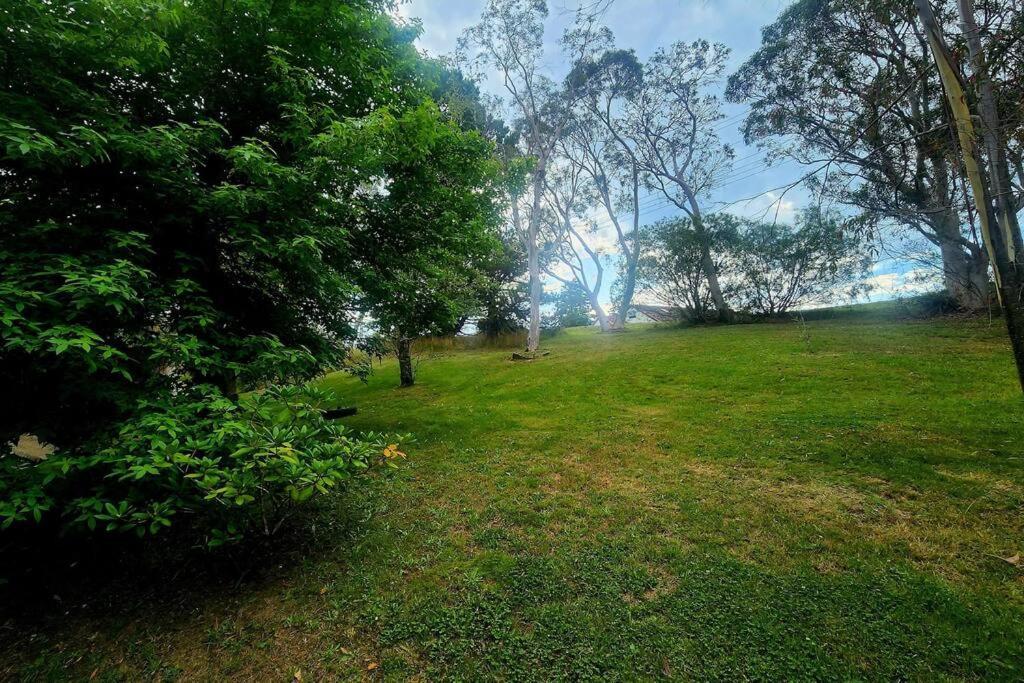 Narrow Neck Views - Peaceful 4 Bedroom Home With Stunning Views! Katoomba Bagian luar foto