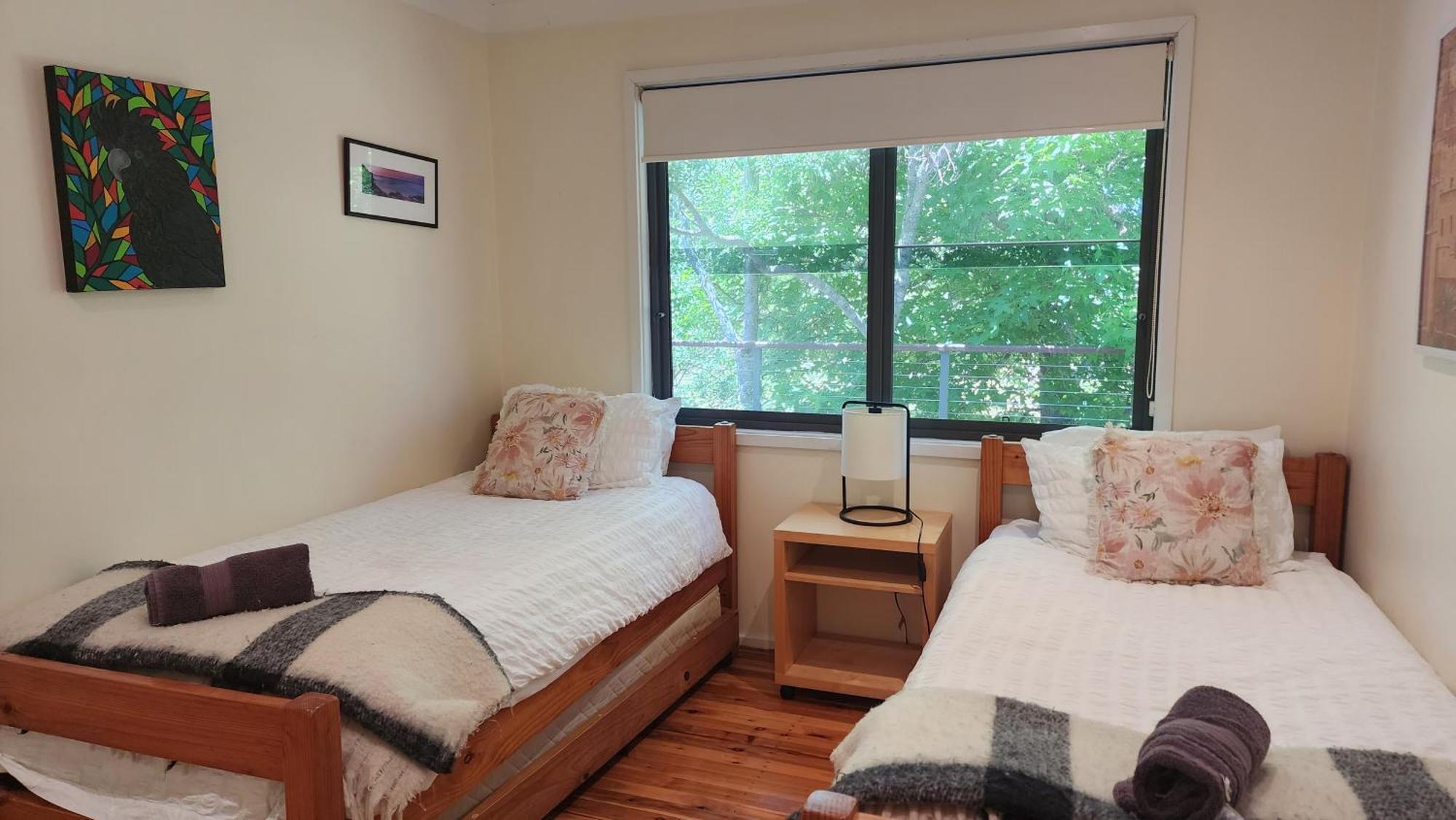 Narrow Neck Views - Peaceful 4 Bedroom Home With Stunning Views! Katoomba Bagian luar foto