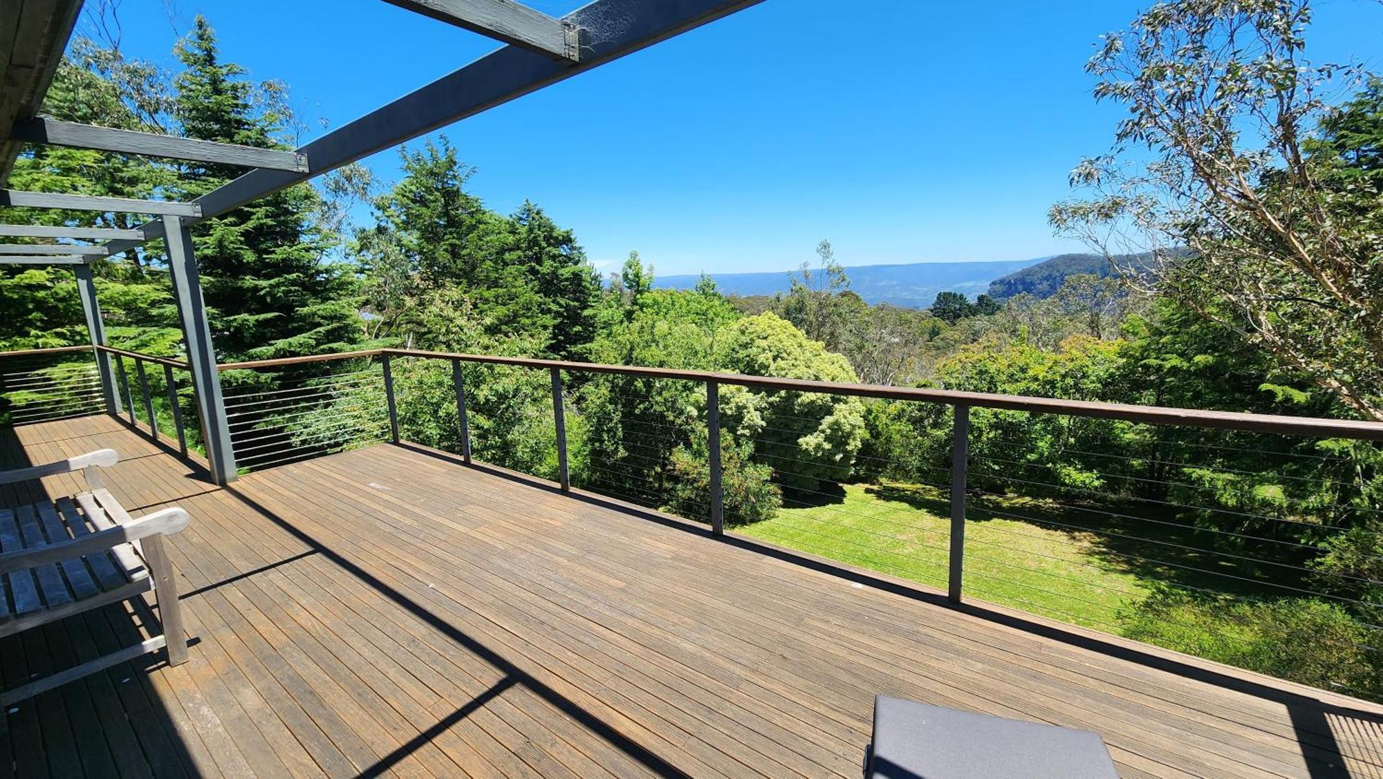 Narrow Neck Views - Peaceful 4 Bedroom Home With Stunning Views! Katoomba Bagian luar foto